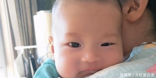 莓露|母乳是否充足,通过孩子的几个表现就能看出来,新手宝妈学会了吗