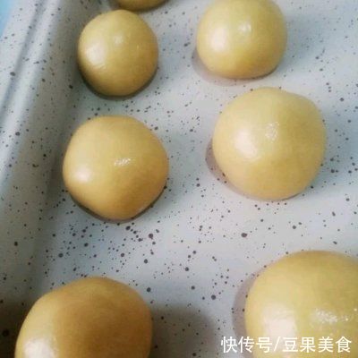 搅拌均匀|好吃到流泪的五仁月饼，连吃三天都不够