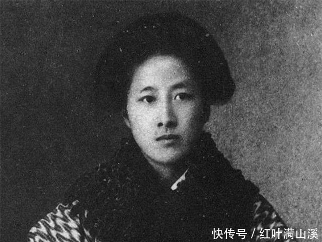 秋瑾死后无人收尸: 儿子成富商,女儿是飞行员,兄妹皆死于脑溢血