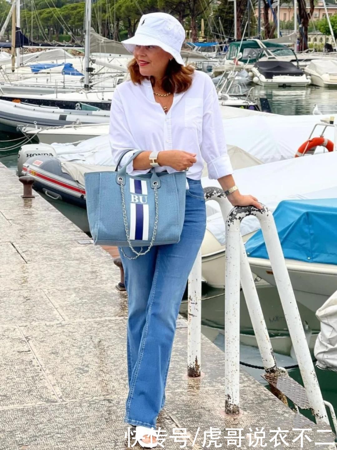 彩色系|腿粗微胖长相平平，这位50岁博主靠搭配美了半辈子，优雅又知性