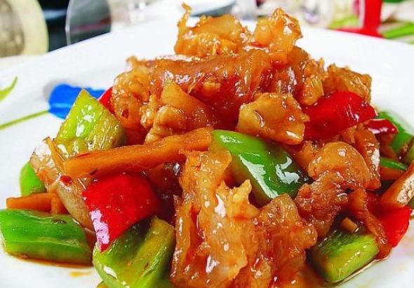 显老|满满的胶原蛋白，女性不想显老可常吃，淡化色斑皱纹，肌肤更细腻