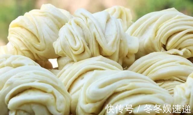 花卷最好吃最简单的做法，新手一看就会，比酵母简单又好吃