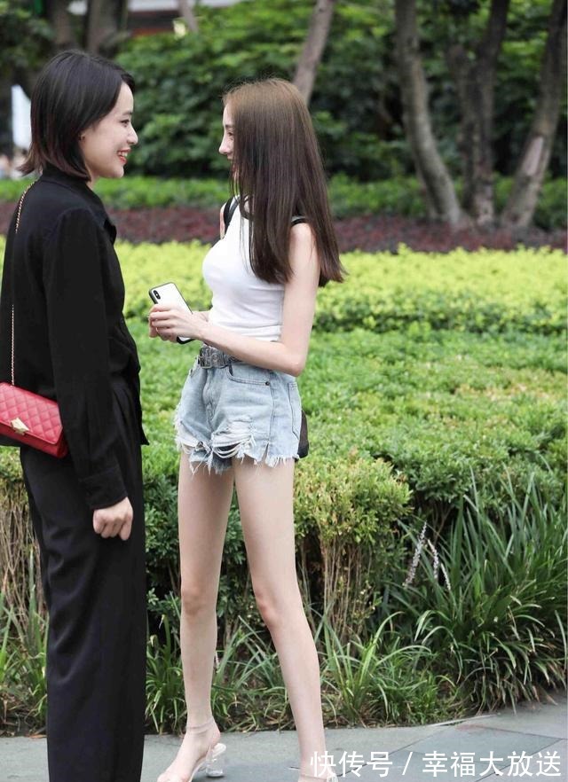 瑜伽裤|“漏斗形”身材的瑜伽裤美女,总能为造型加分,增高显瘦!