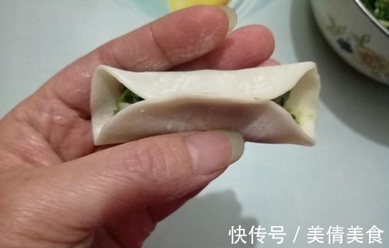 不管是包饺子还是包馄饨，牢记如何拌肉馅这诀窍，保证好吃又不腻
