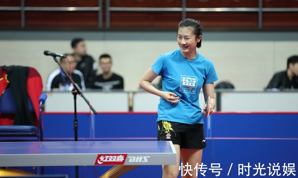 女乒|刘国梁含泪祝福,丁宁退役迎来新身份,女乒新队长花落谁家?