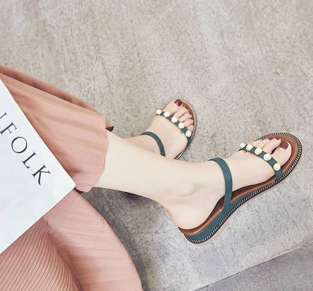 拖鞋|美丽从脚开始一双精致的凉拖鞋,让玉足纵受夏日的休闲