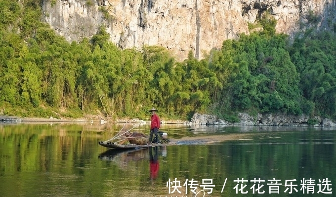 漓江|欣赏桂林漓江的最佳方式，晨起乘竹筏，品山水温柔美景