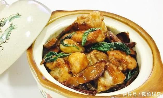 焖烧|鸡肉这样烧最好吃,一滴水都不放,肉不腥不柴特香醇嫩