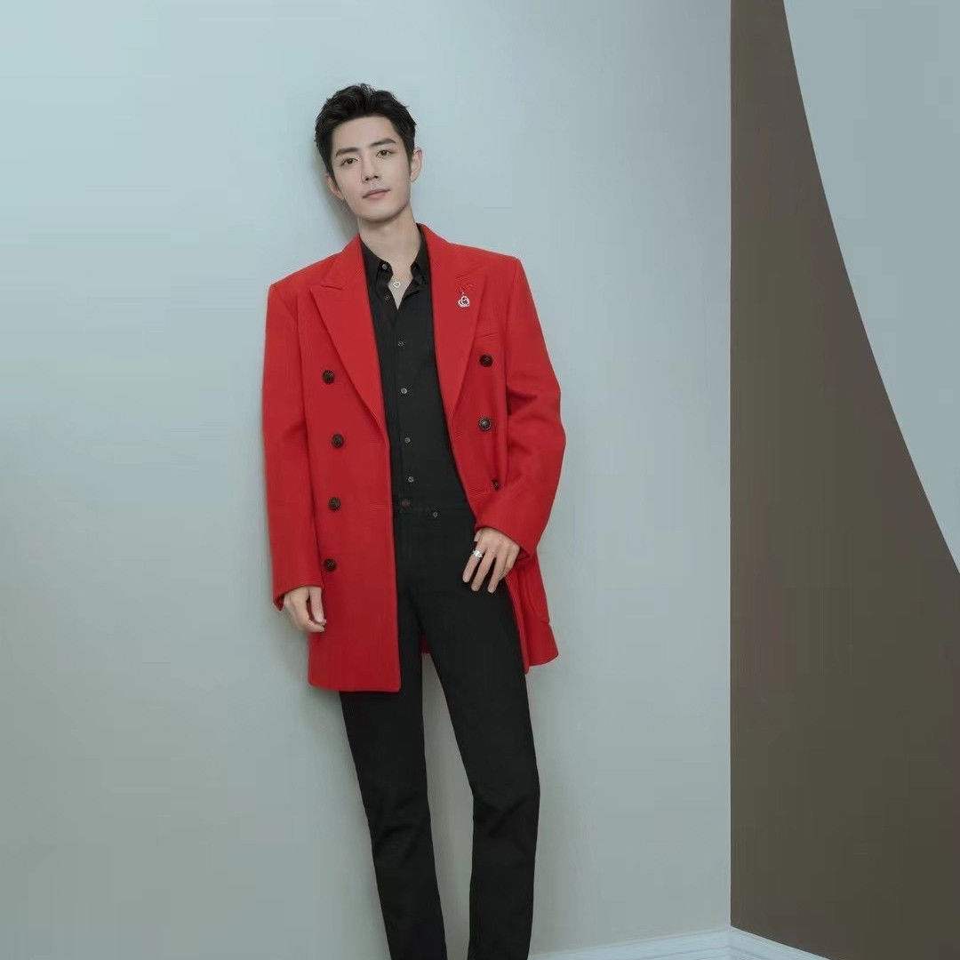 肖战粉丝有多难？多家卫视春晚官宣肖战，三台电视机都不够看！