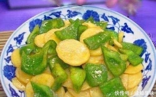 土豆和此物一起炒,每天炒一盘,血管通畅了,淡化雀斑,早食早好
