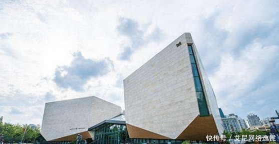 结婚|民国才子刘海粟,几度结婚均是真爱,晚年娇妻还在照顾前妻