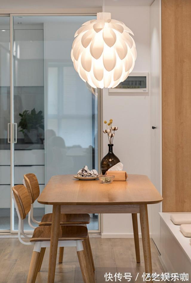 玄关|看了她家才知道,这才是年轻人想要的效果,简洁漂亮又实用