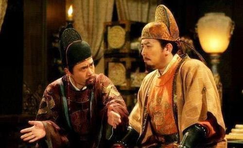 架空|权力要合理分配,若一个人太独裁,那么,其结果往往是权力被架空