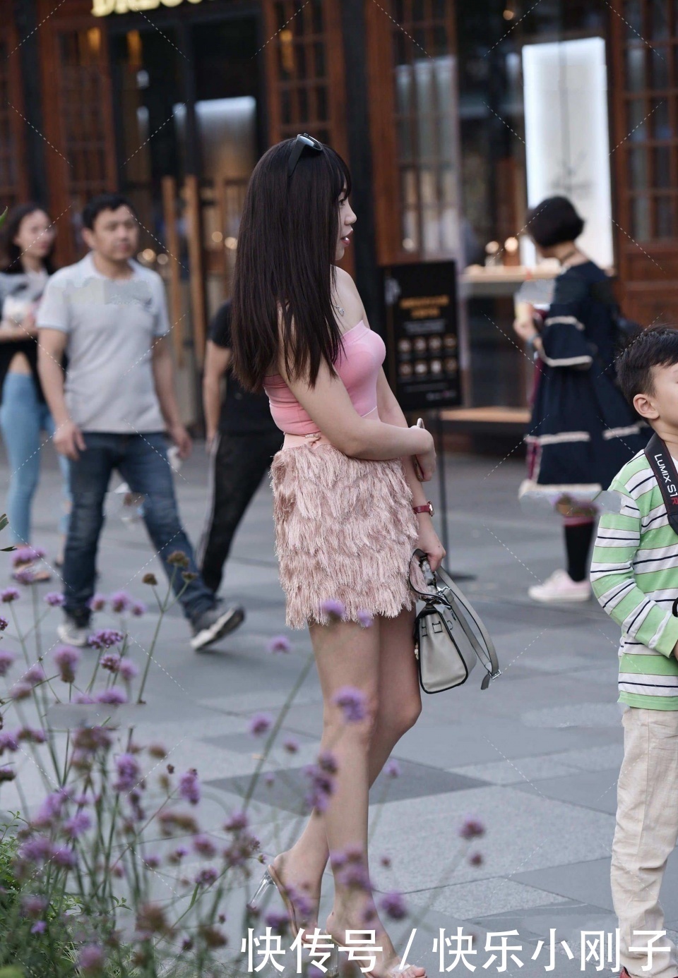 tips|看了这位美女，我才明白男人为什么要努力奋斗了，好想追求她