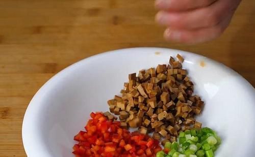 维生素b2|最近很火的鸡蛋新吃法，饭店卖38一盘，在家成本不到5元，解馋