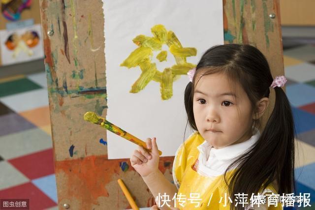 毛笔字@演员孙俪晒5岁女儿书法作品,网友:背景亮了