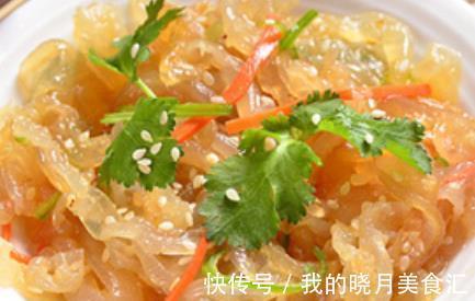 海蜇皮|这菜七月要多吃,热量低含钙高,简单一拌特好吃,爽口开胃又下饭