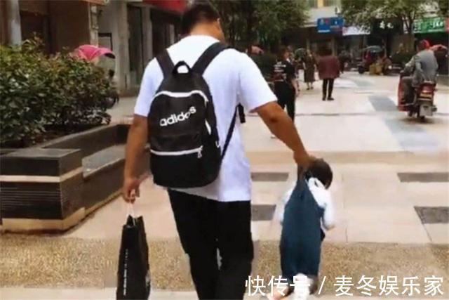 老公|宝爸喂娃一团糟,面对宝妈指责还振振有词,结果被怼得哑口无言