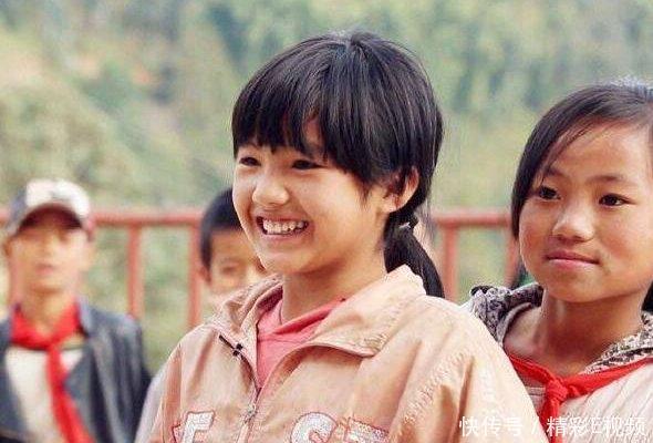 城市哥哥 她是《变形计》最美女孩,城市哥哥每年都来接她,长大后颜值逆天