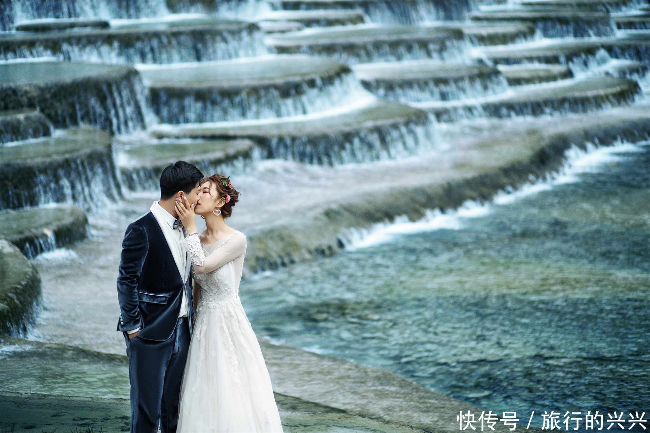 小姐姐|仲夏之际,丽江婚纱照哪家拍得好?揭秘99%的新人选择的旅拍推荐