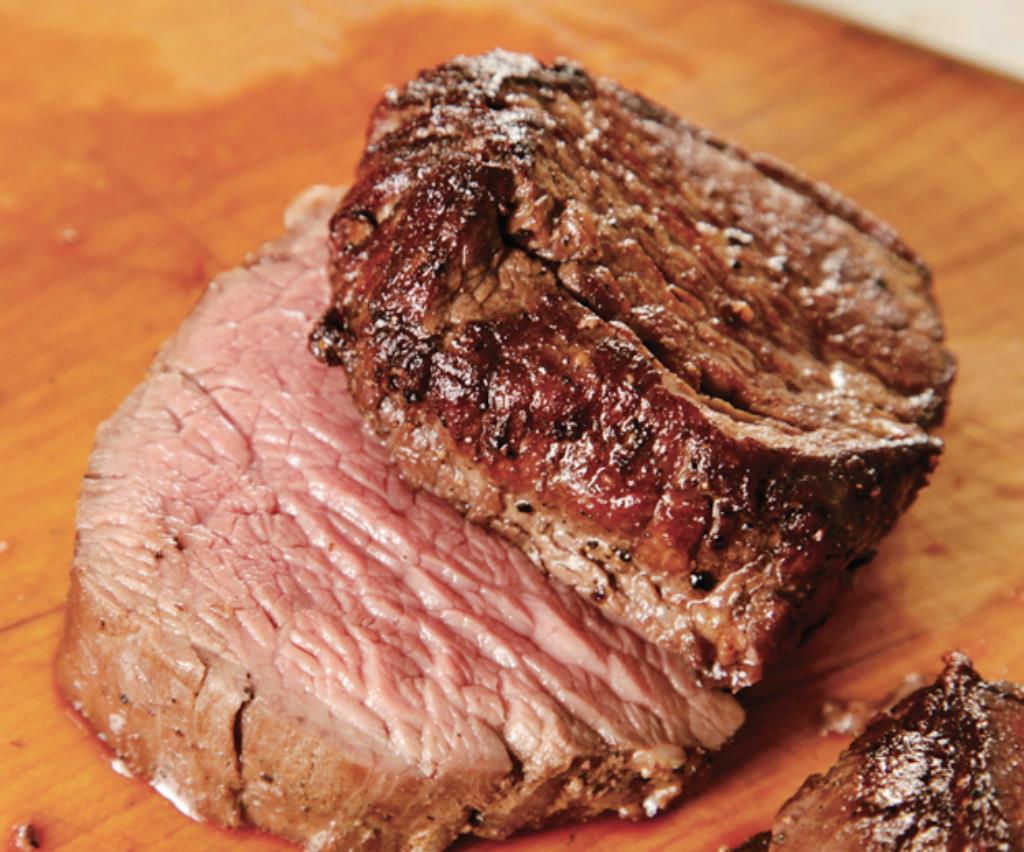 跟我这样烹调里脊肉，肉质鲜嫩口感清奇，新的烹饪方法又学到了