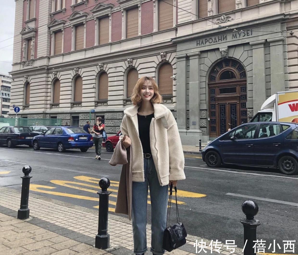 五分裤|冬季赶时髦就穿“羊羔毛外套”,温暖又时髦,配裤子、裙子都好看