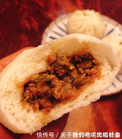 酱肉包|用豇豆做馅，剁碎直接包就错了，教你正确做法，油润鲜香，没生味