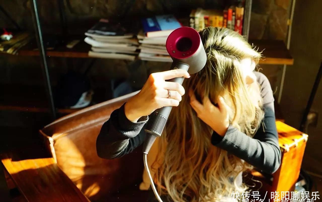 涂抹|烫头发每天早上怎么打理?学会湿发、干发和半干造型,简单又实用