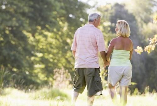 老年人|医生坦言：50岁以后，想要老得慢一些，建议别练这3个运动项目