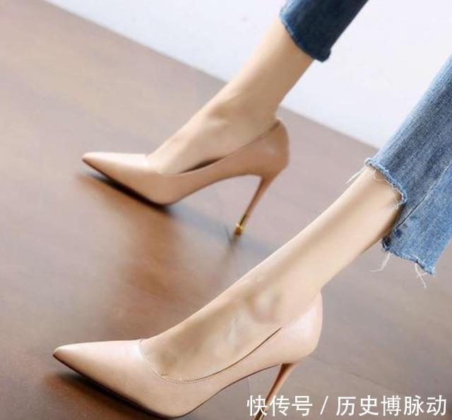 高跟鞋 如何展现精彩动人的双足？配上高跟鞋，就会更有魅力
