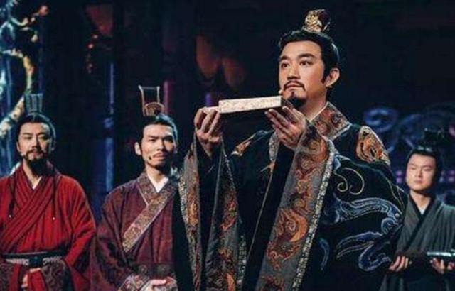 皇帝|他被中国历史称为千古第一皇帝，统一文字和钱币，后人却惨遭杀害下落不明