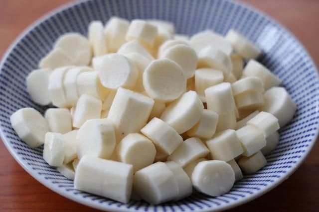 秋冬季节多吃山药，学会这个吃法，比煲汤更美味，软糯拉丝超好吃