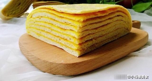 直接上锅蒸的姜黄千层饼，一层一层撕着吃更过瘾！