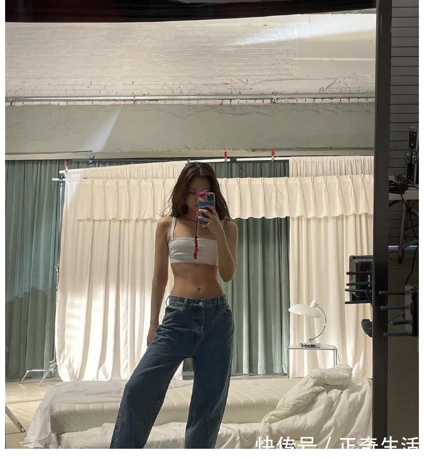 特征|女人脸上有这两种特征,是公认的耐看型,不化妆也很美