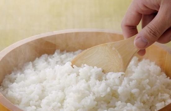 营养|2种食物“隔夜”也无需扔掉，营养加倍，过年再也不用担心了