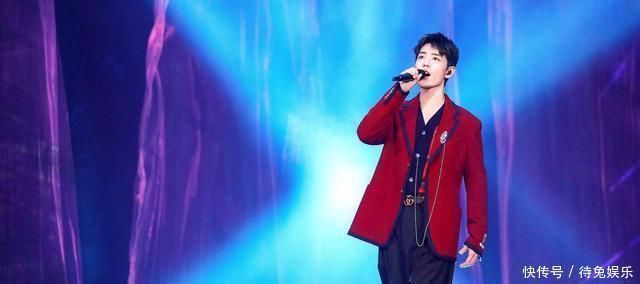 够绝,肖战粉丝再次背锅,黑热搜女主角被骂