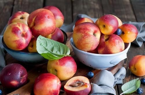 油桃|秋天了，不妨多吃3种食物，滋阴养肾，排毒抗衰，提高抵抗力