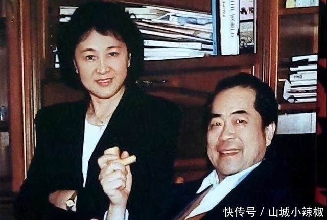 遵德|国画大师范曾：和恩人老婆偷情10年，甘愿“喜当爹”，自称为真爱