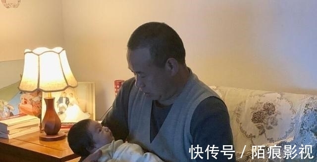 家庭|有父母帮衬的家庭是多么的幸福,你的家庭是这样的吗?网友:羡慕