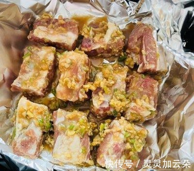 炸锅版|周末和美味的空气炸锅版蒜香烤排骨更配哦!