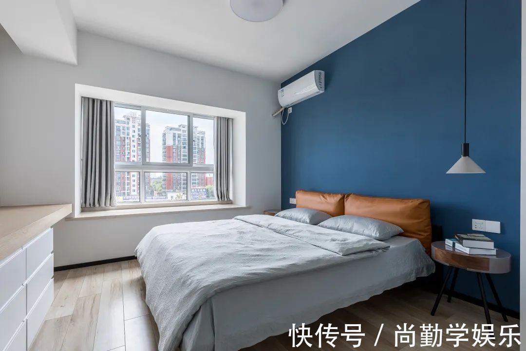 装饰画|88㎡现代简约，实用与简朴，最平凡的艺术，来自生活