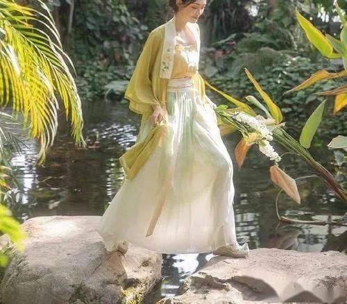 2月26日汉服每日商情