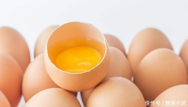 十个女人九个宫寒,鸡蛋加一物,暖宫驱寒排污血,子宫越来越健康