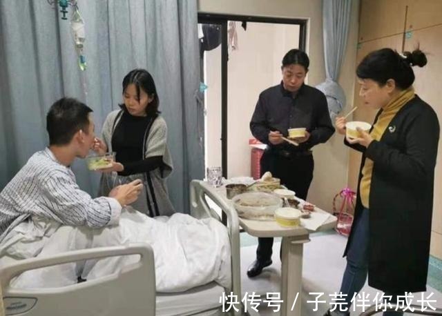 悦悦|田静抱小外甥,悦悦一句话很经典:自己孩子不哄,光抱别人的孩子