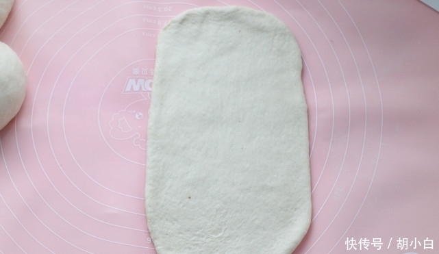 发酵|吐司面包的经典做法,无需加蛋组织细腻柔软,奶香浓郁值得等待!