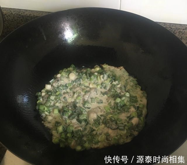 海蛎煎，在家自己做，料足味鲜