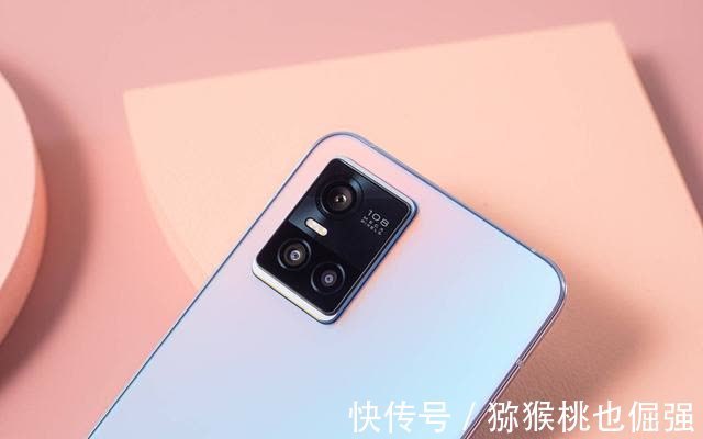 晋级|轻薄机身，变色设计，vivo S10 Pro外观晋级靠实力