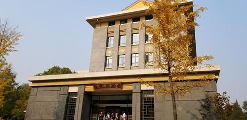 文科|中国“文科类”大学排行：人大第2，清华第6，北师大跻身前5