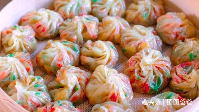 早餐别吃包子馒头了，1块钱饺子皮，5种巧用，美味解馋，孩子最爱