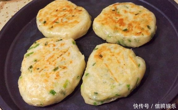  天冷爱吃这早餐，不揉面，比馒头更简单，比面包更软，松软咸香！